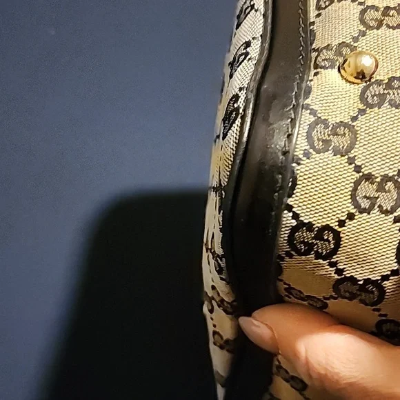 Gucci Blue and Red Stripe Monogram Bag - Picture 12 of 16